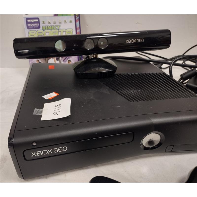 XBOX 360 AND THREE DISCS
