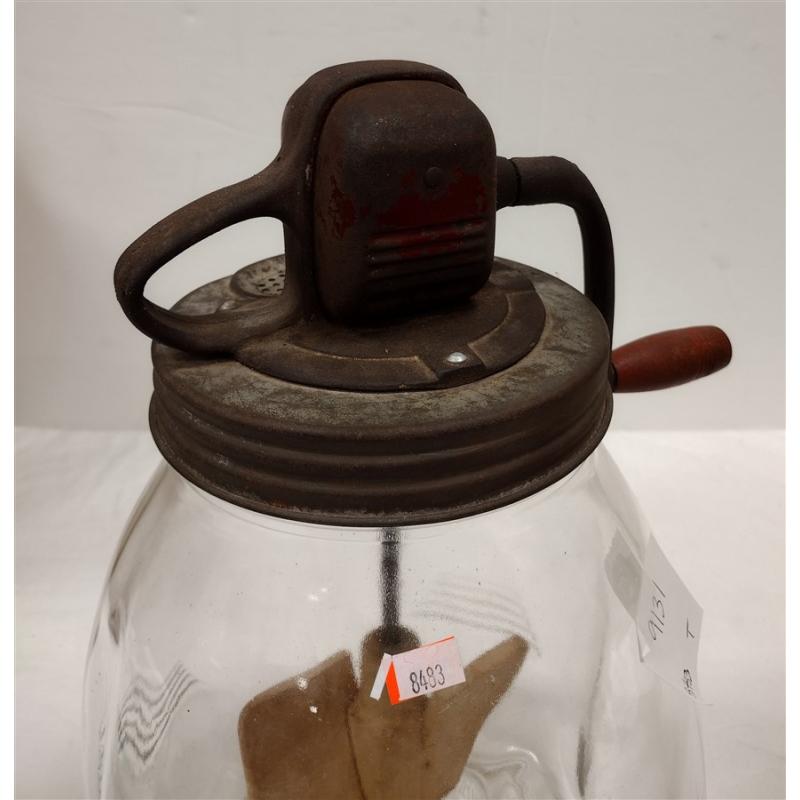 DAISY BUTTER CHURN NO. 8