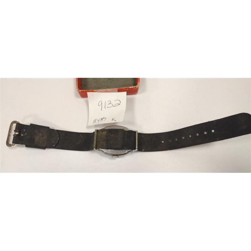 DECO WALTHAM COMPANY 9 JEWELS WATCH WITH CLOTH BAND