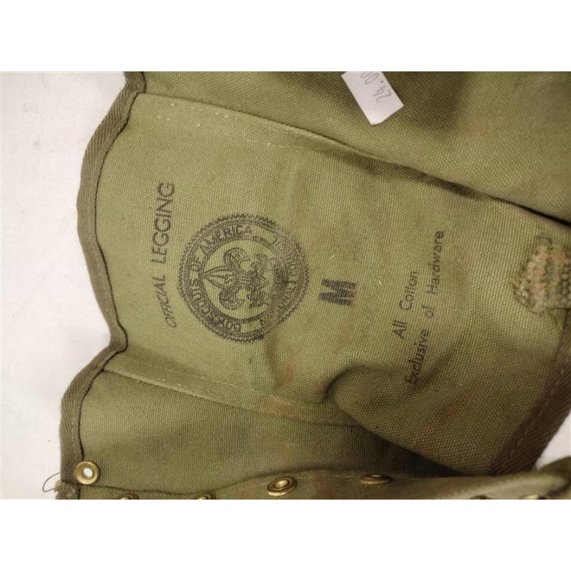 VINTAGE BOY SCOUT ITEMS INCLUDING SPATS