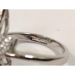 LADIES SIZE 5 1/4 COSTUME RING WITH SYNTHETIC STONES