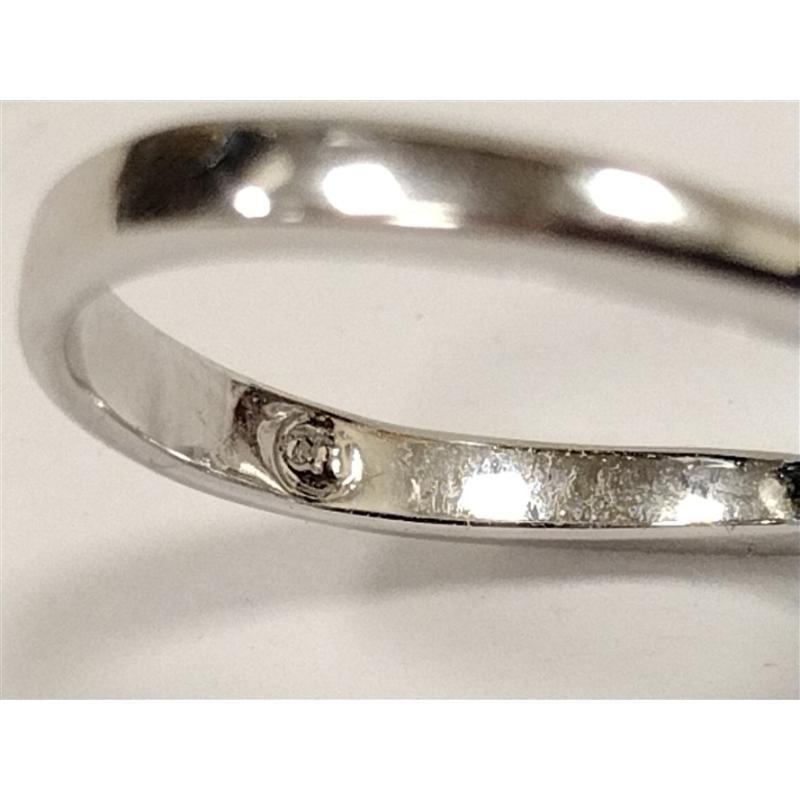 LADIES SIZE 5 1/4 COSTUME RING WITH SYNTHETIC STONES
