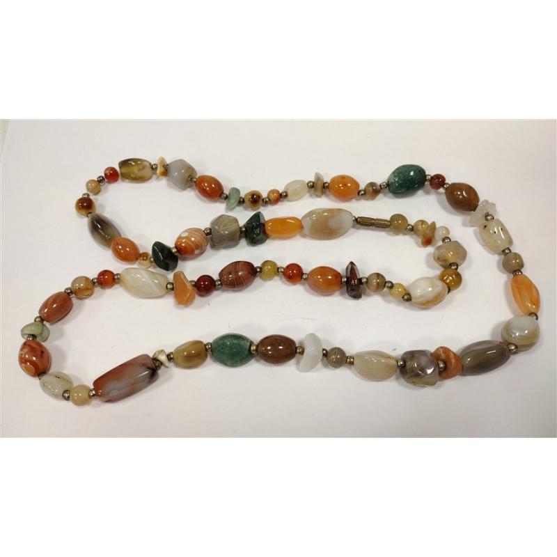 VINTAGE NECKLACE, POLISHED AGATES & GEMSTONES