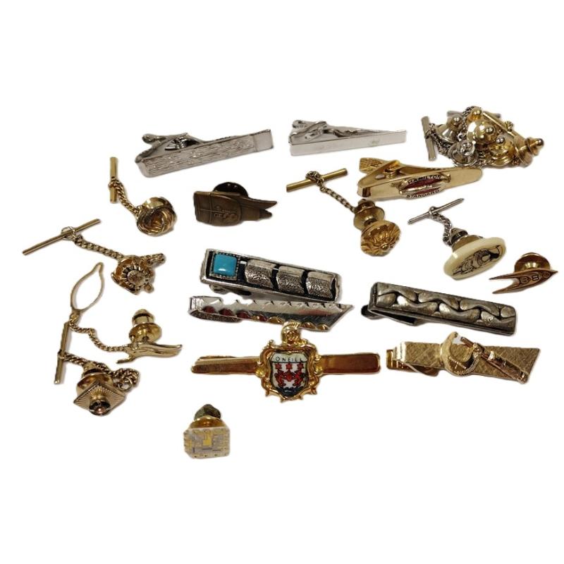 CUFF LINKS, TIE TACKS AND EXTRA KEEPERS