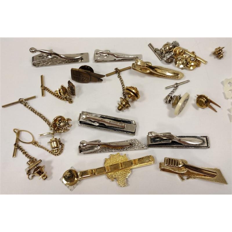 CUFF LINKS, TIE TACKS AND EXTRA KEEPERS