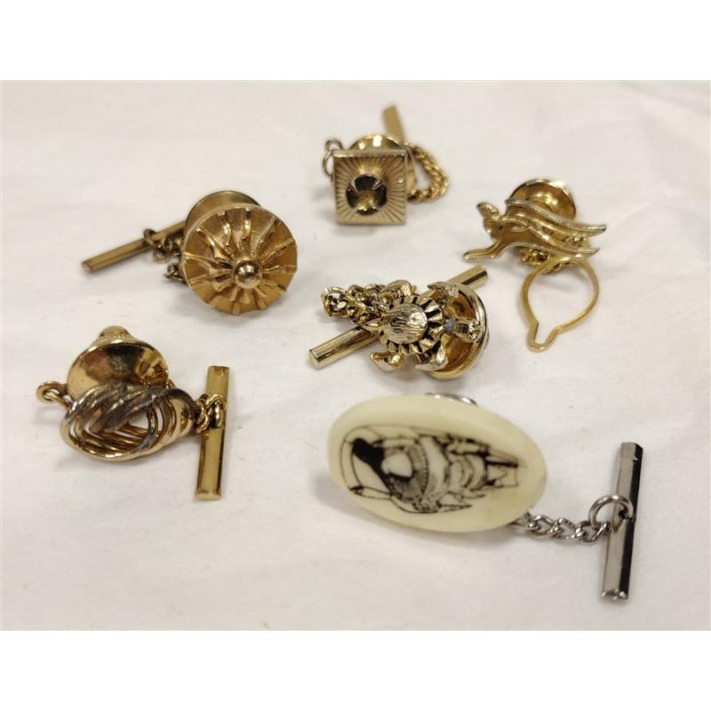 CUFF LINKS, TIE TACKS AND EXTRA KEEPERS