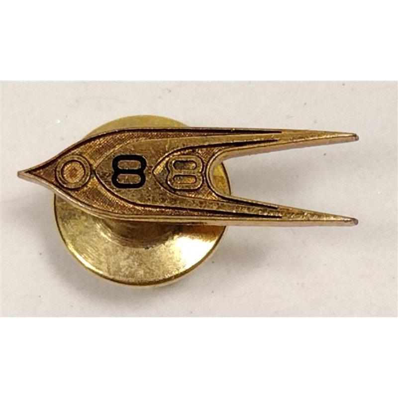 CUFF LINKS, TIE TACKS AND EXTRA KEEPERS