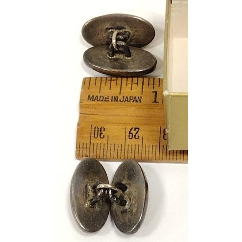 PAIR OF UNMARKED STERLING CARNELAIN-AGATE CUFFLINKS