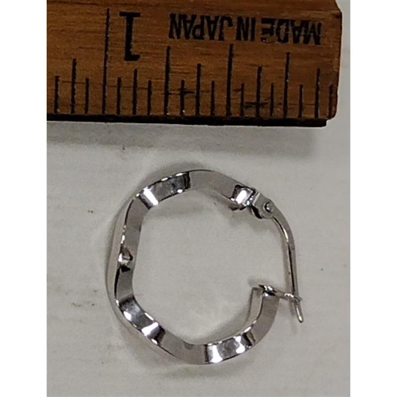 SINGLE 14K WHITE GOLD HOLLOW EARRING