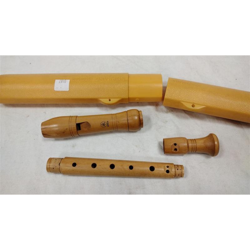 YAMAHA SOPRANO WOOD RECORDER AND CASE