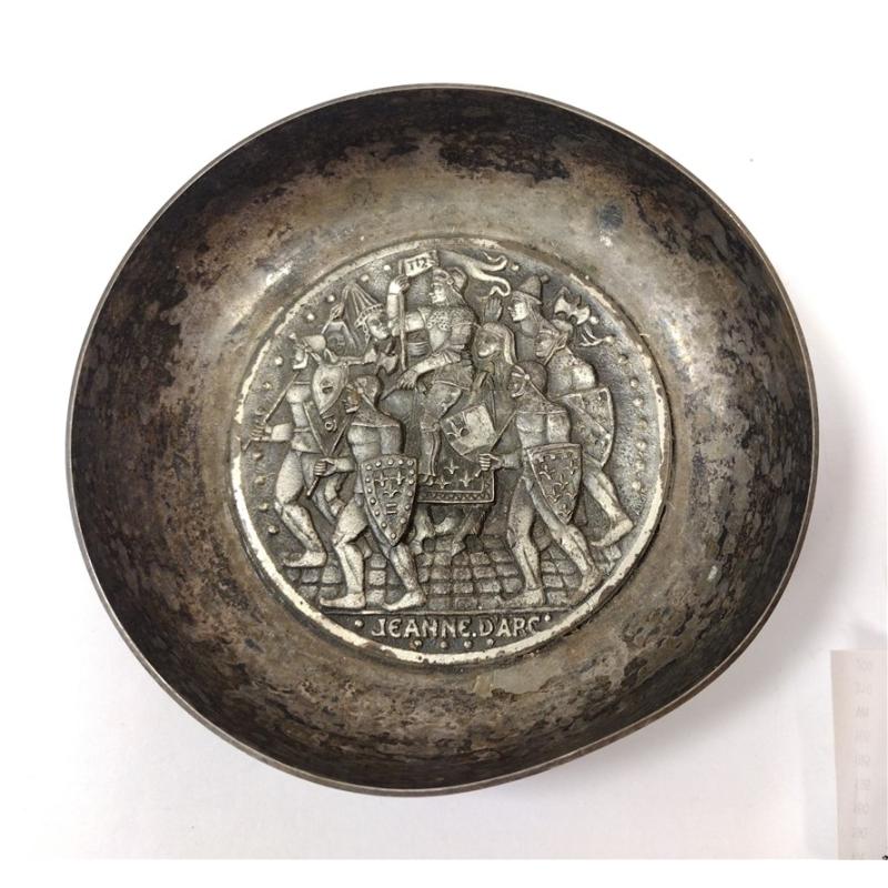 VINTAGE SILVER PLATED A. AUGIS JOAN OF ARC COIN DISH