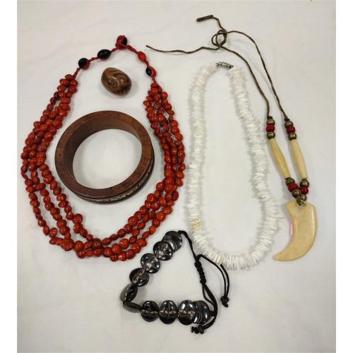 NATURAL MATERIALS ETHNOGRAPHIC JEWELRY