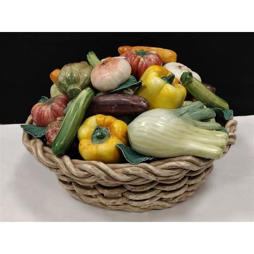 LARGE HORCHOW MADE IN ITALY CENTERPIECE DISPLAY