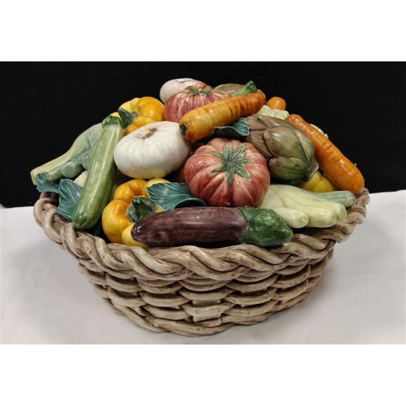 LARGE HORCHOW MADE IN ITALY CENTERPIECE DISPLAY