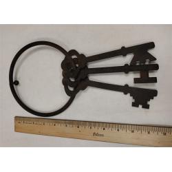 DECORATIVE HANGING KEYS