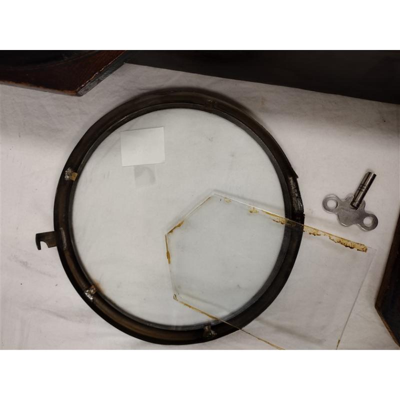 ANTIQUE JAPANESE WALL CLOCK PROJECT - HAS KEYS, NO PENDULUM