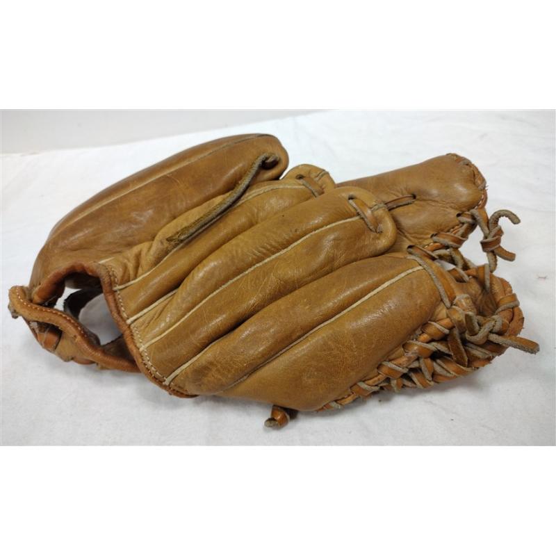VINTAGE HURRICANE BASEBALL LEFT HANDED GLOVE